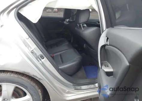 2010 Acura Tsx 2.4 z USA, uszkodzony, nr VIN JH4CU2F66AC001984